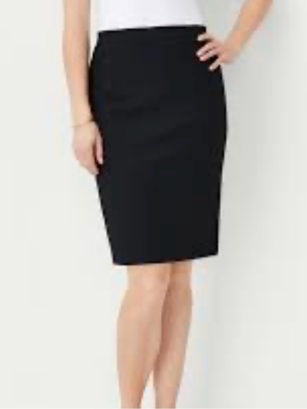 Ann Taylor Black Pencil Skirt Classic Office Fit Size 4 🆕